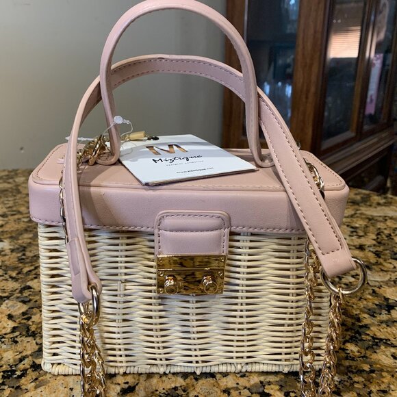 Basket Bag - Picture 2 of 4